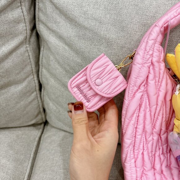 BRAND NEW MIU MIU PINK CLASSIC BAG - Picture 6 of 15